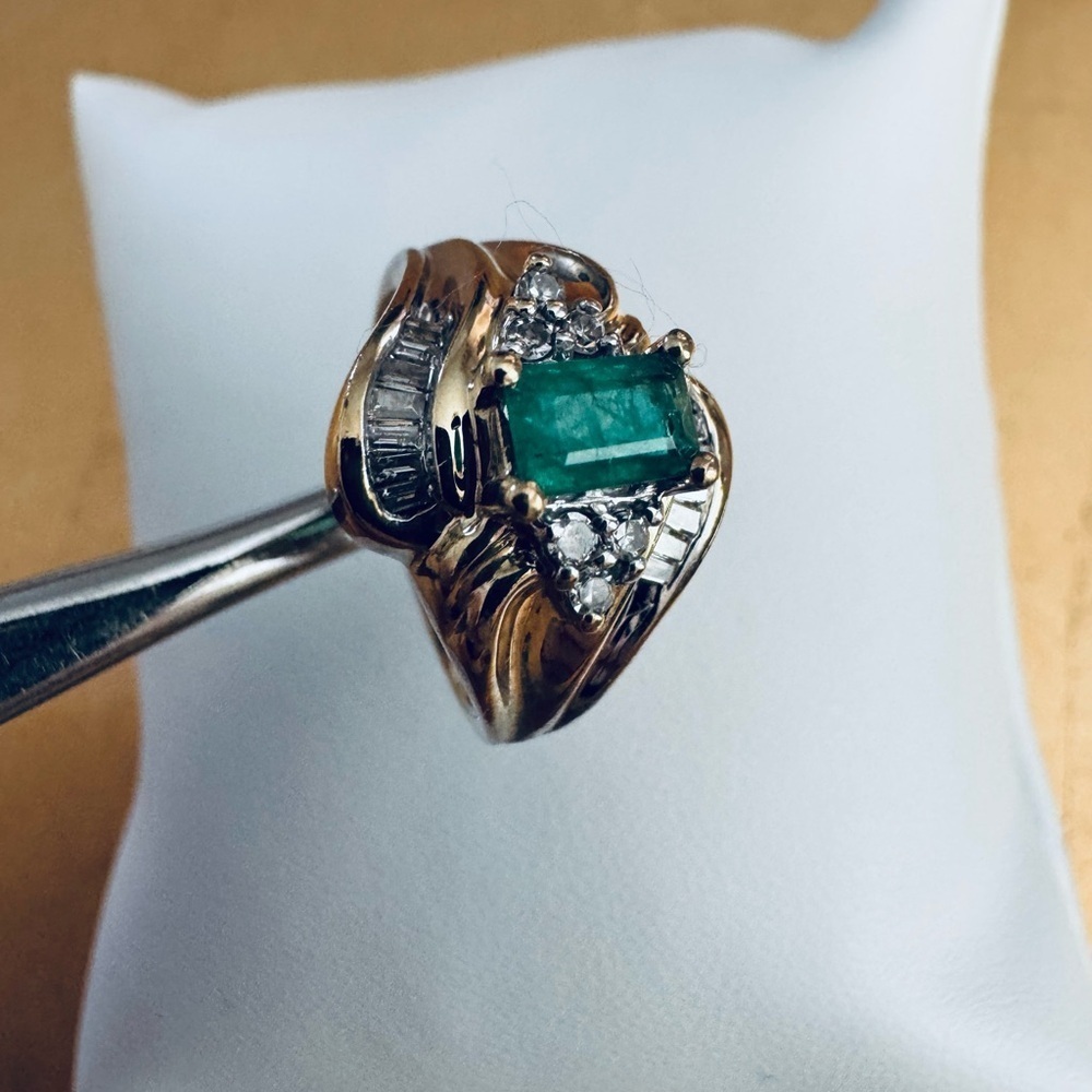 10K Yellow Gold Emerald and Diamond Ring  size 7